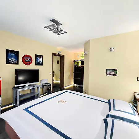 Roessle Hotel