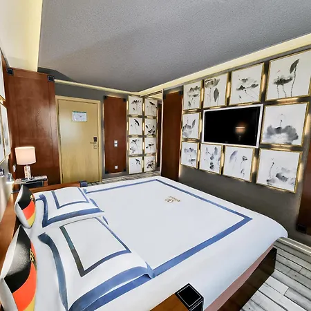 Roessle Hotel 3*