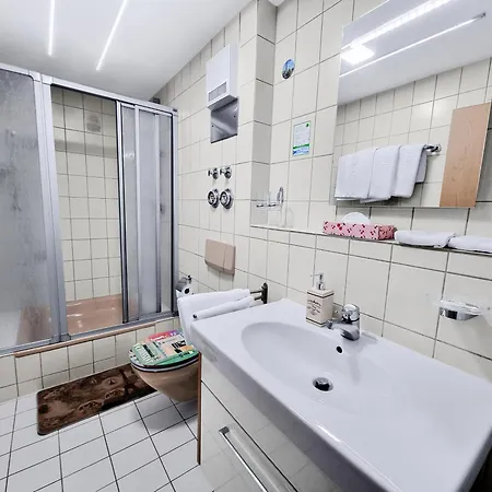 Roessle Hotel 3*