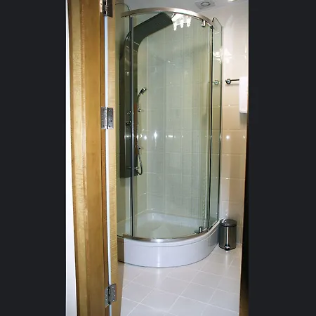 Roessle ホテル ドーベル